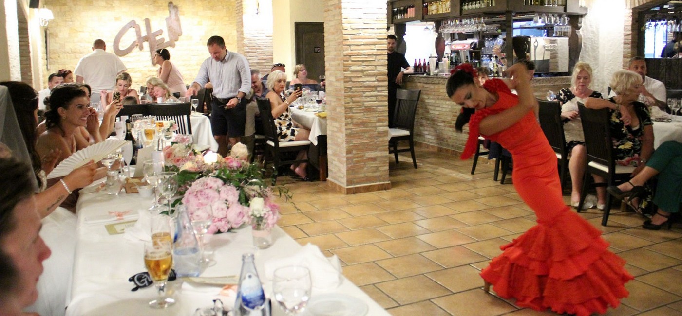 Che Villamartin Plaza